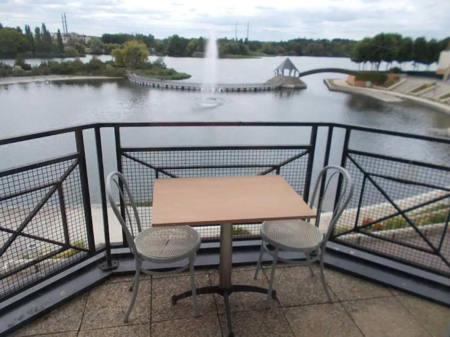 Vue Exceptionnelle Sur Le Lac Creteil Exterior photo